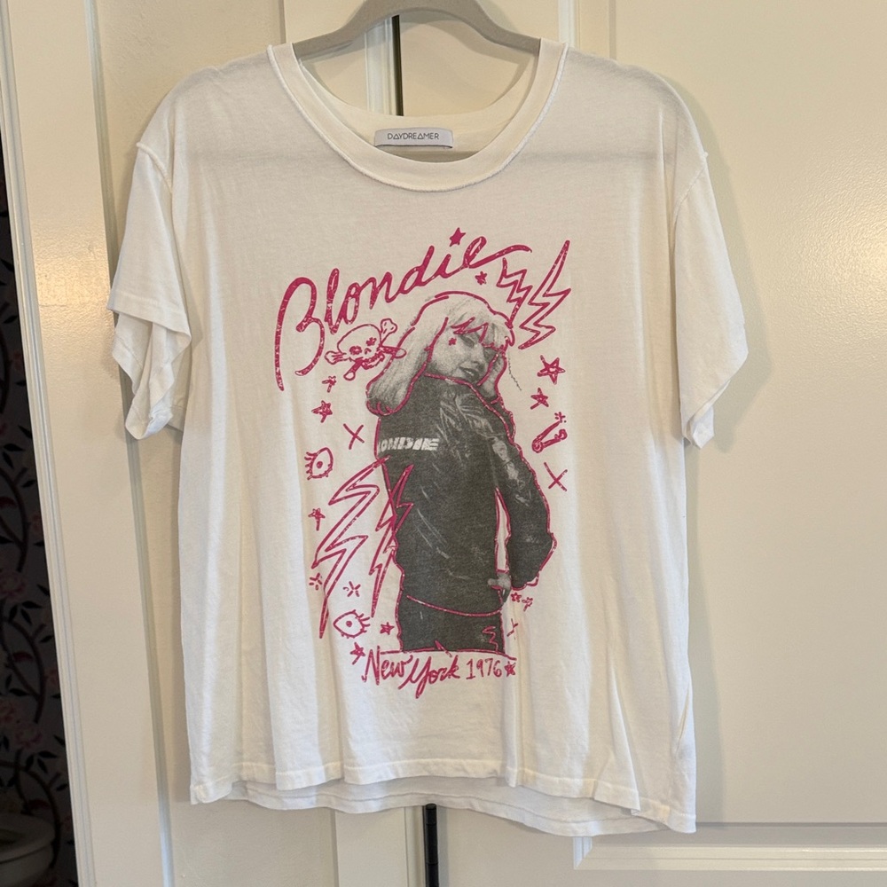 Daydreamer White Tee with Pink Graphic